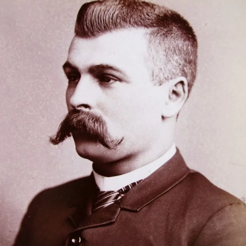 Retro Bıyık